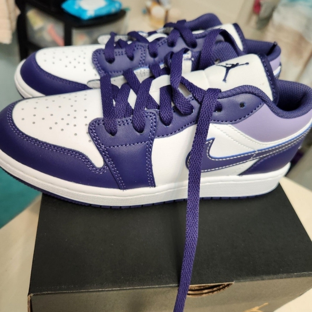 nike air jordan 1 low